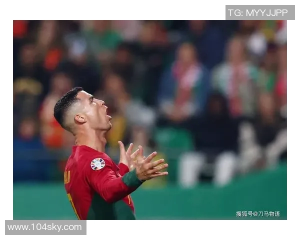 足球明星C罗的传奇之路与不屈精神的完美结合